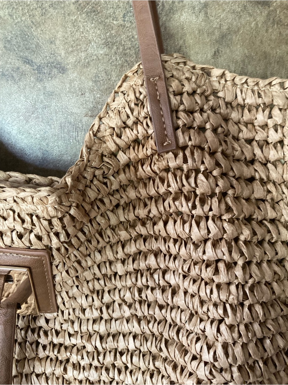 Studio Collection Medium Woven Straw Tote Handbag + Gold Hardwear - Picture 9 of 9